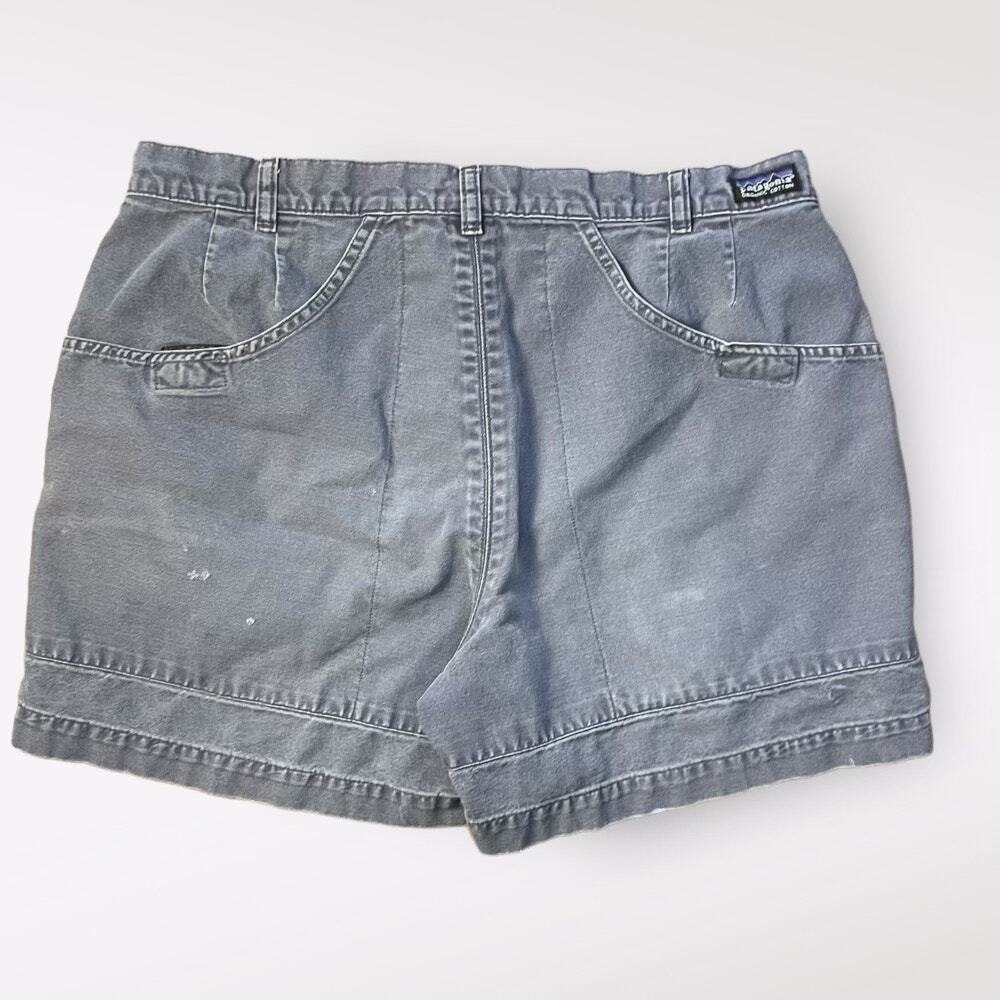 Patagonia Vintage 1997 Outdoor Cargo Shorts Size 36‎